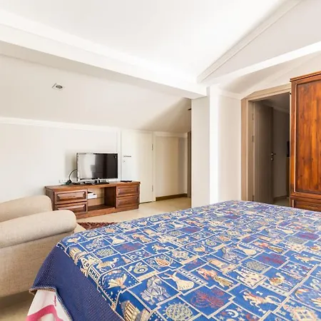 Ani Apartmanhotel